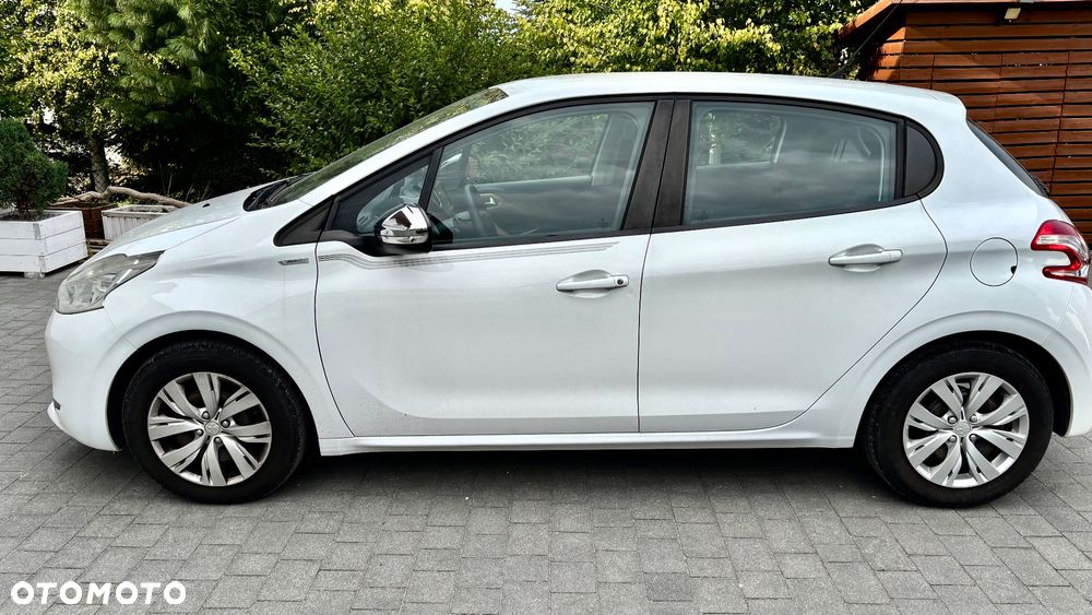 Peugeot 208 1.2 PureTech Active - 5