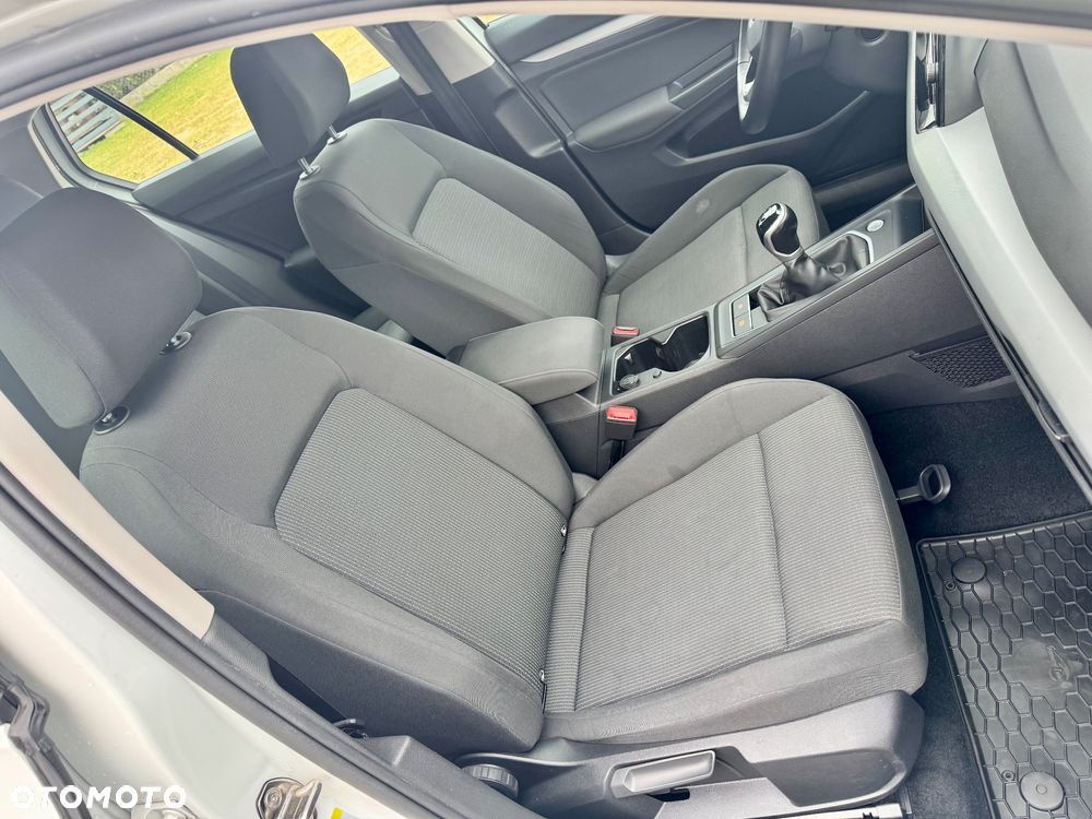 Volkswagen Golf 2.0 TDI BMT Comfortline - 18
