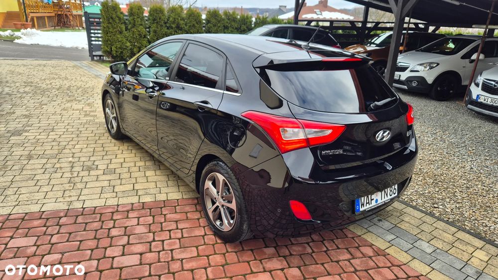 Hyundai i30 1.4 Passion Plus - 10