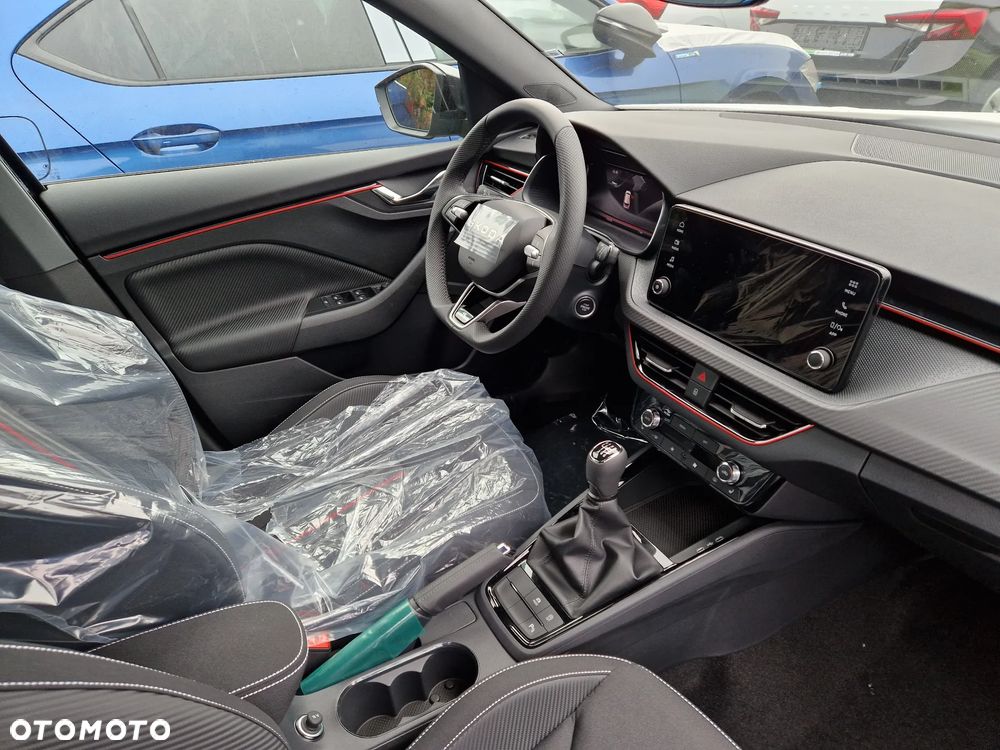 Skoda Kamiq 1.5 TSI Monte Carlo - 10