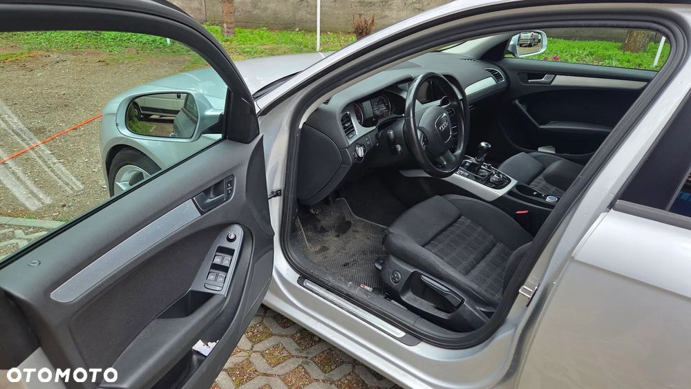 Audi A4 Avant 2.0 TDI DPF Quattro - 8