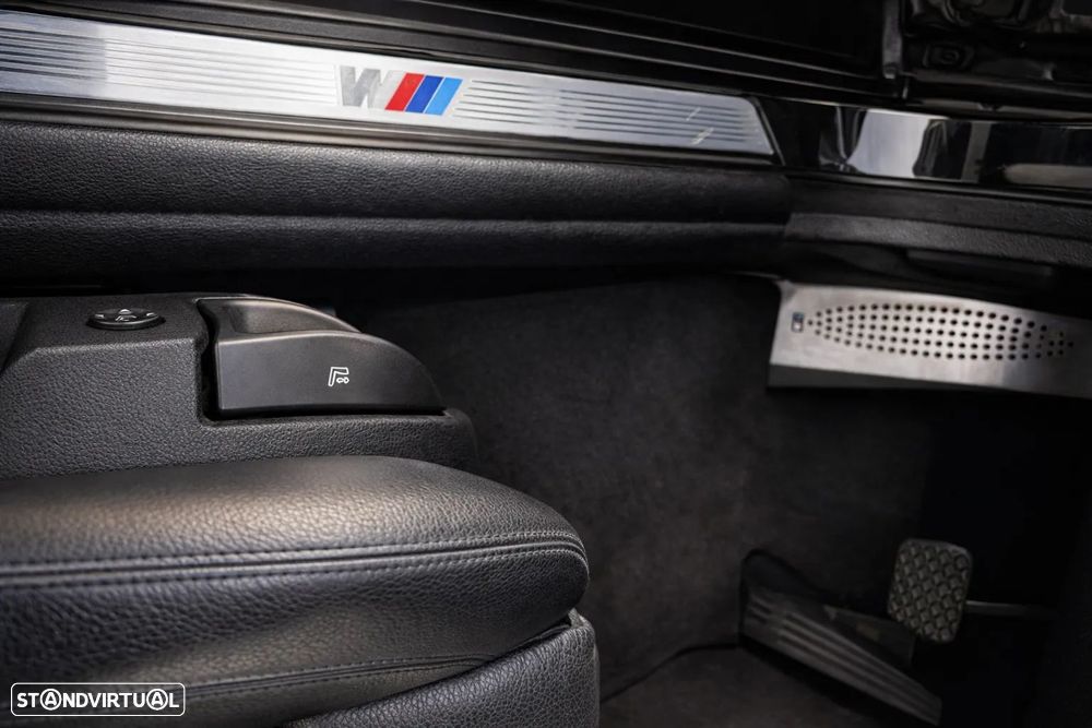 BMW 520 d xDrive Pack M Auto - 11
