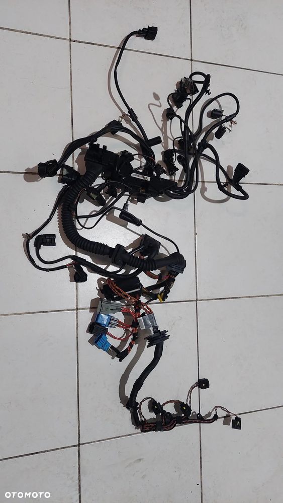 WIĄZKA INSTALACJA SILNIKA BMW E90 2,0D - 5