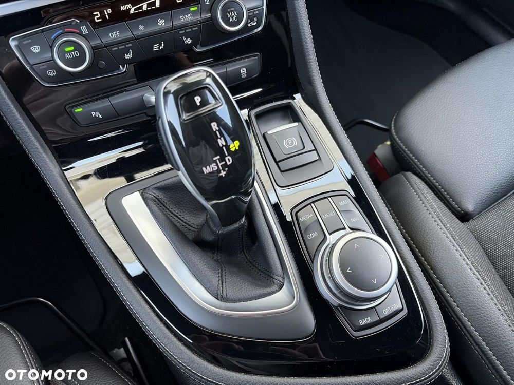 BMW Seria 2 218d M Sport sport - 16