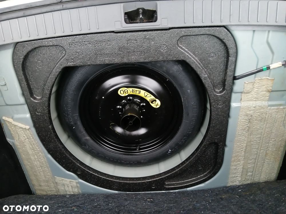 Ford Focus 1.6 16V Ambiente - 19