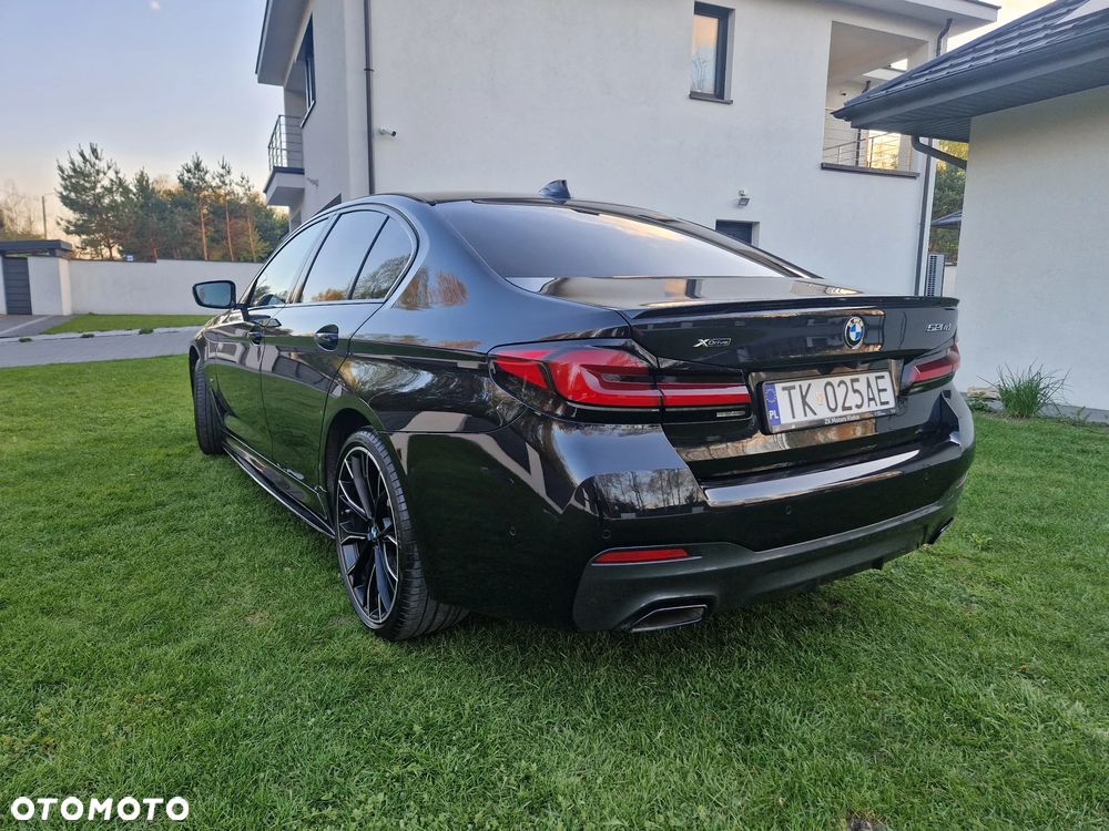 BMW Seria 5 520d xDrive - 6