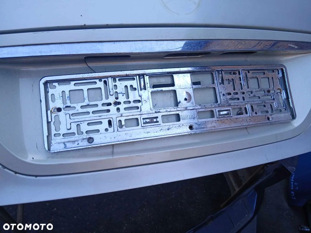 Mercedes W220 sedan rok 2002 Klapa bagażnika - 4
