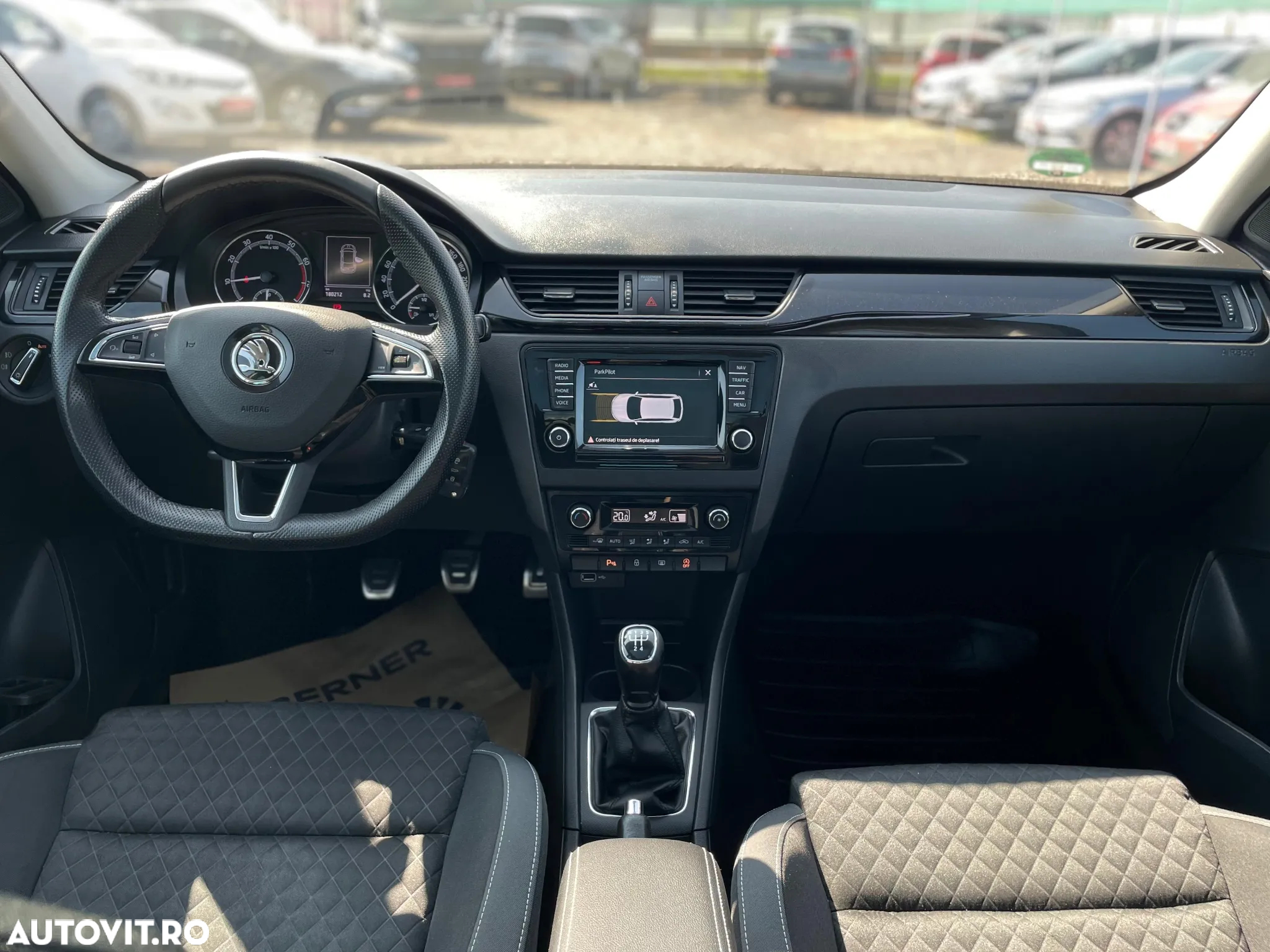 Skoda RAPID 1.0 TSI Style - 25