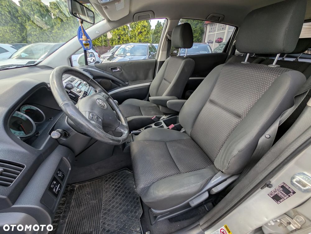 Toyota Corolla Verso 2.2 D-4D Sol + 7os - 9