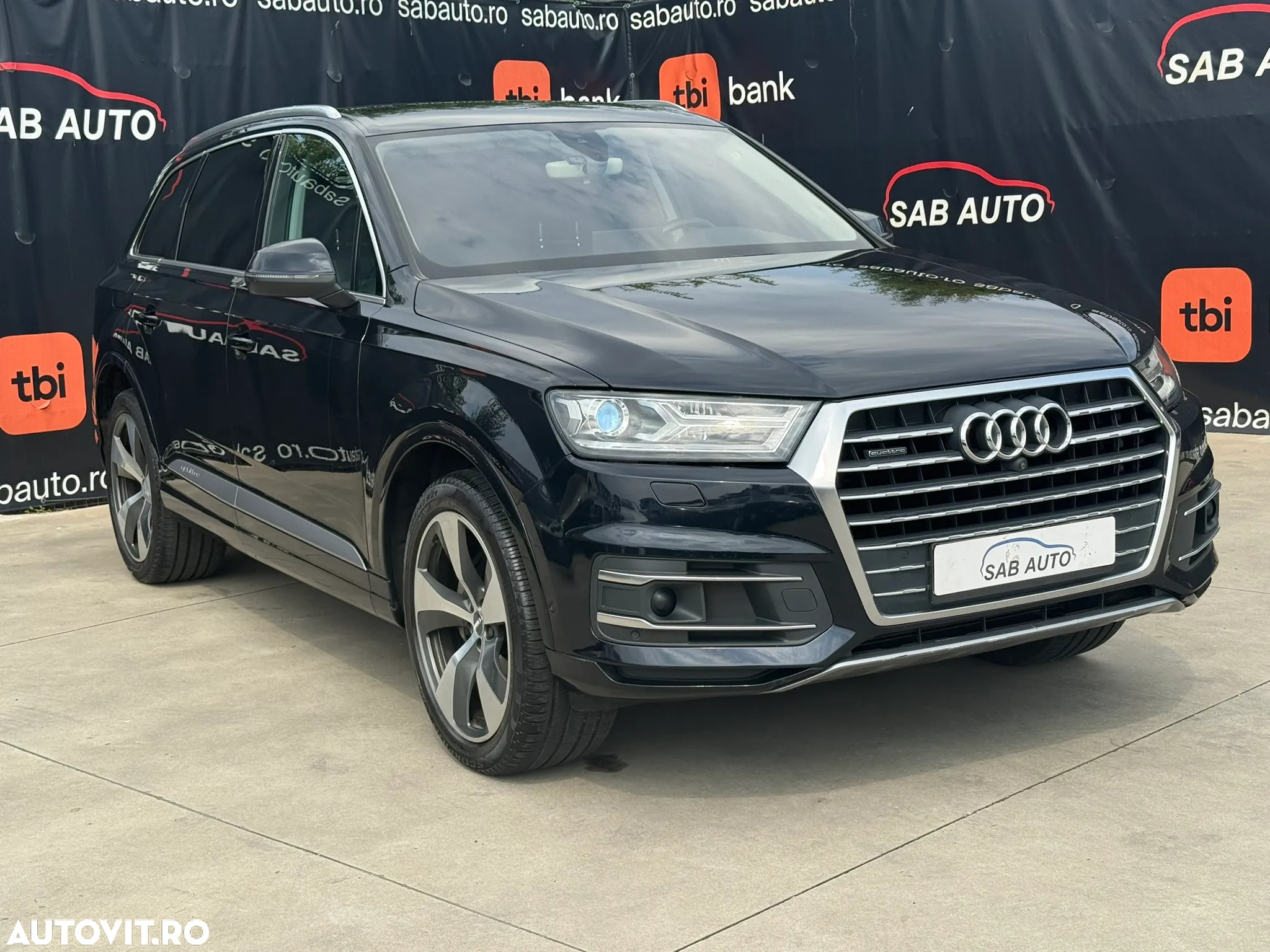 Audi Q7 3.0 ultra TDI Quattro Tiptronic - 3