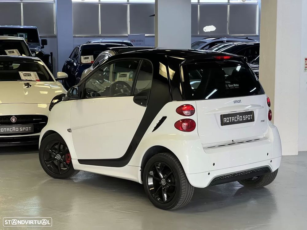 Smart ForTwo Coupé 1.0 mhd Passion 71 Softouch - 10