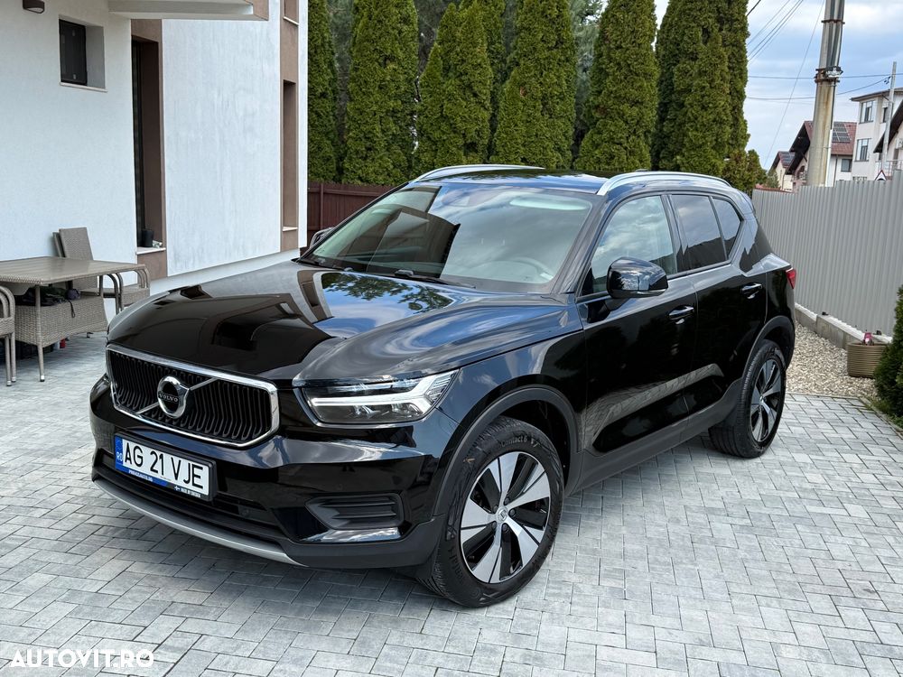 Volvo XC 40 B4 AT8 Mild Hybrid Momentum Pro - 7