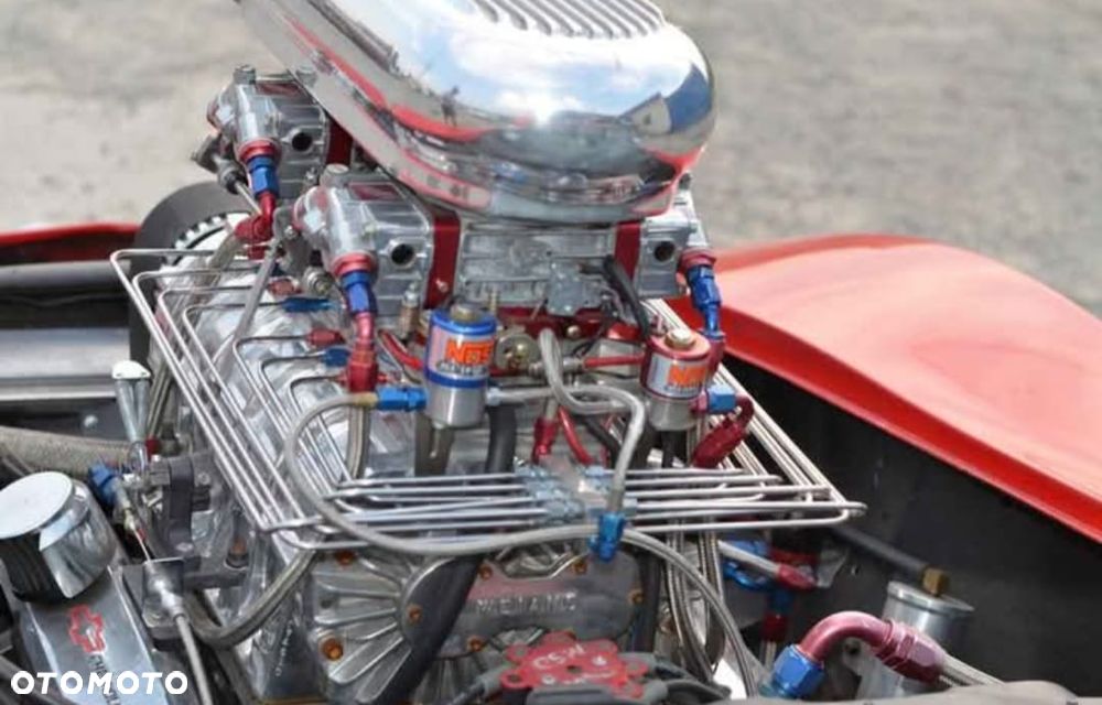 Chevrolet Corvette - 2