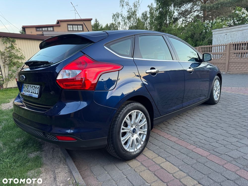 Ford Focus 1.6 TDCi DPF Champions Edition - 8