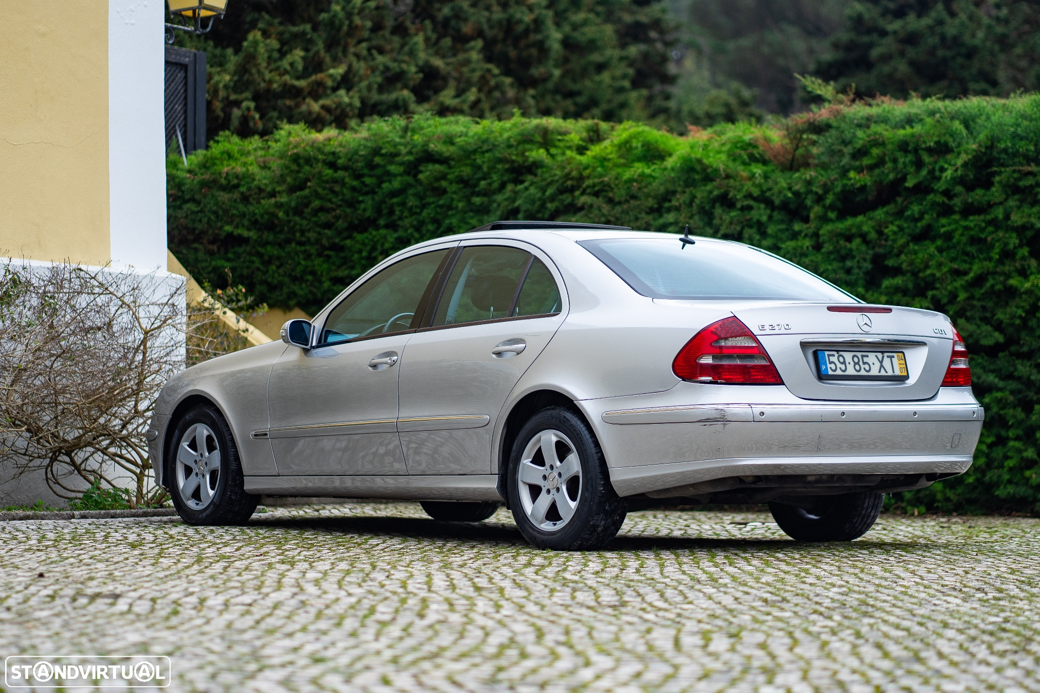 Mercedes-Benz E 270 - 2