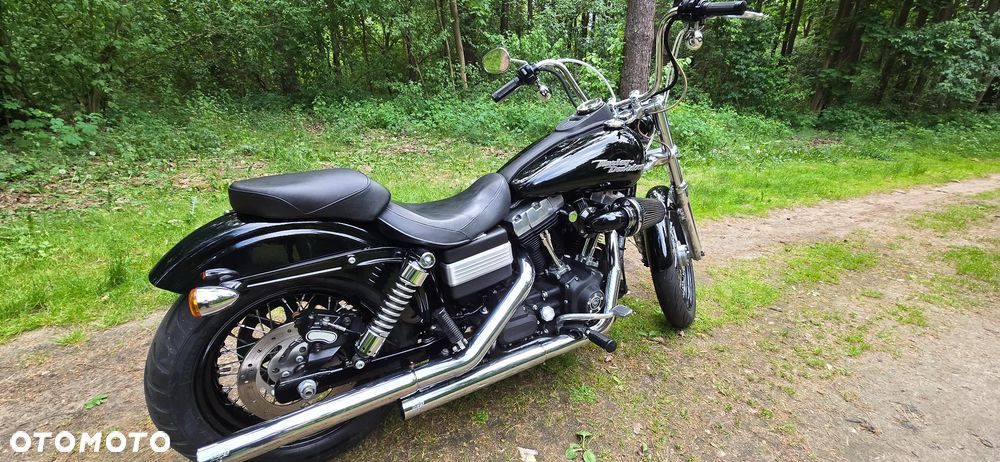 Harley-Davidson Dyna Street Bob - 3