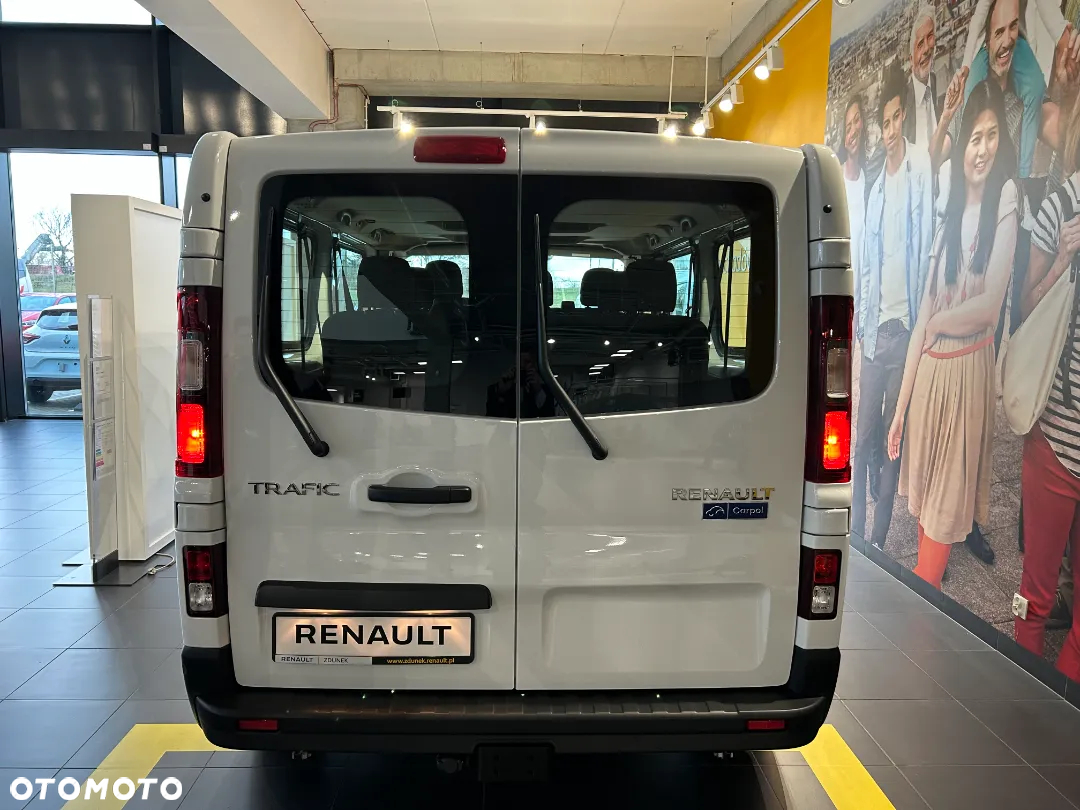 Renault Trafic - 10