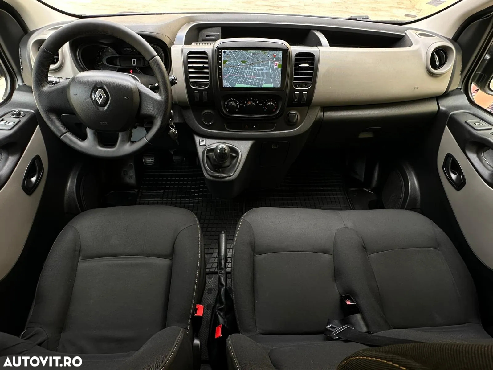 Renault Trafic - 6
