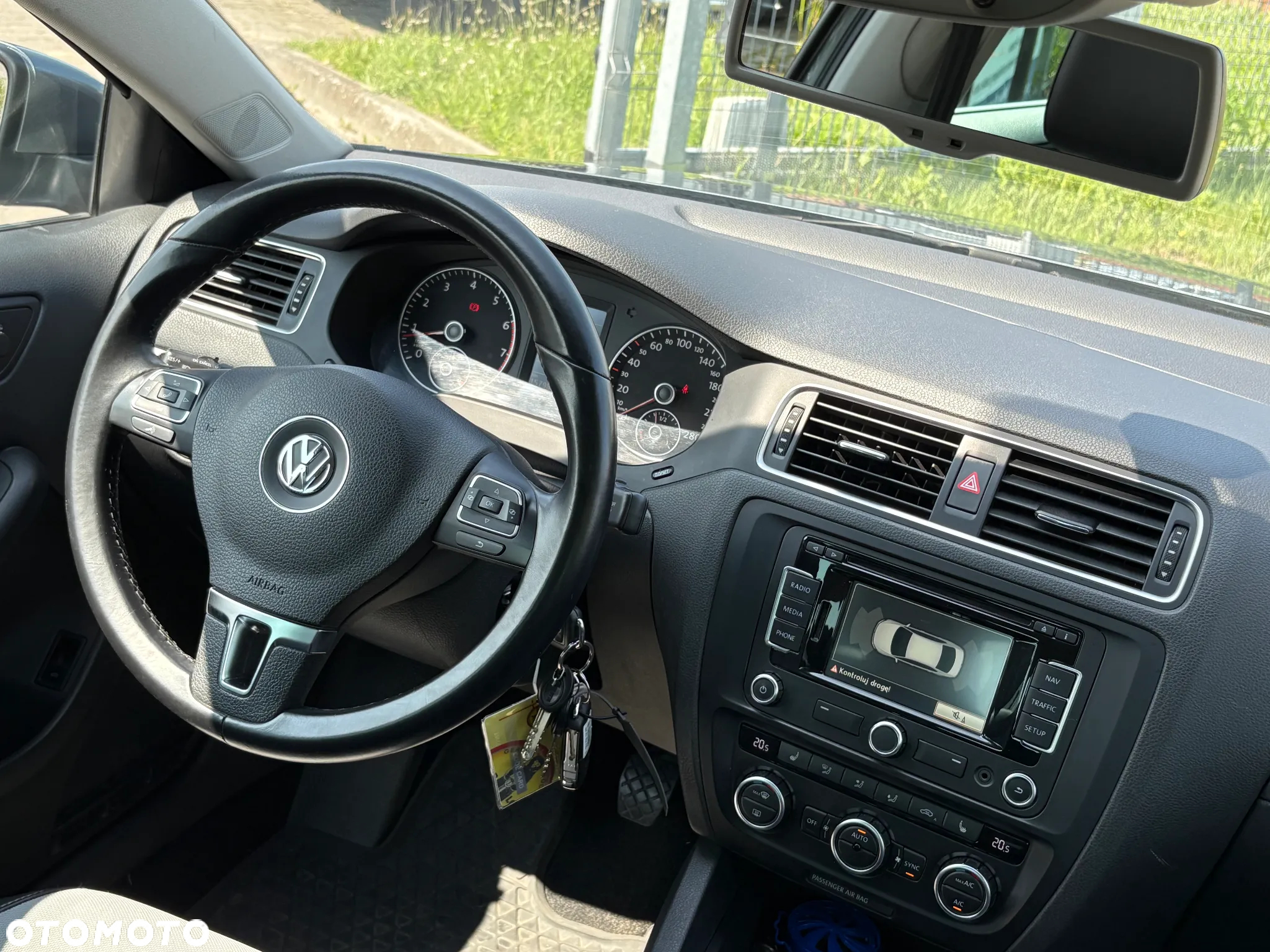 Volkswagen Jetta 1.4 TSI Highline - 12