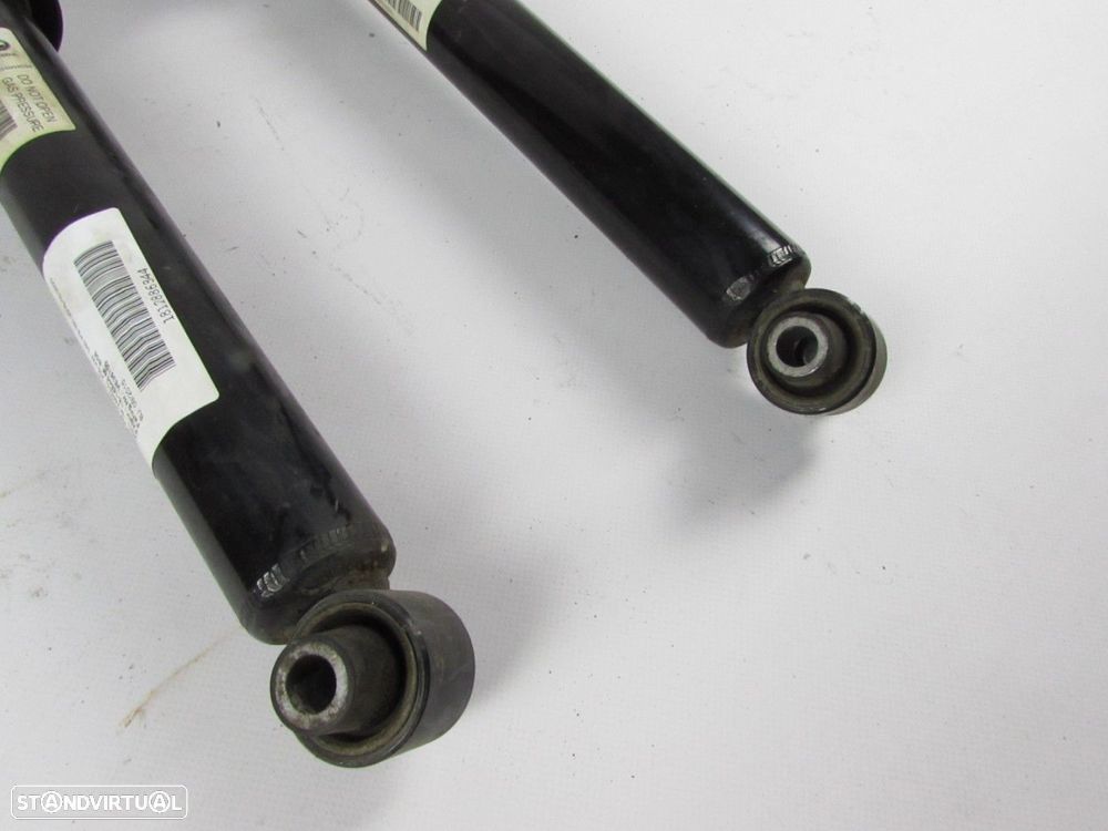 Conjunto Amortecedores / Suspensão Desportiva Pack M Trás Usado / Original BMW 1... - 3
