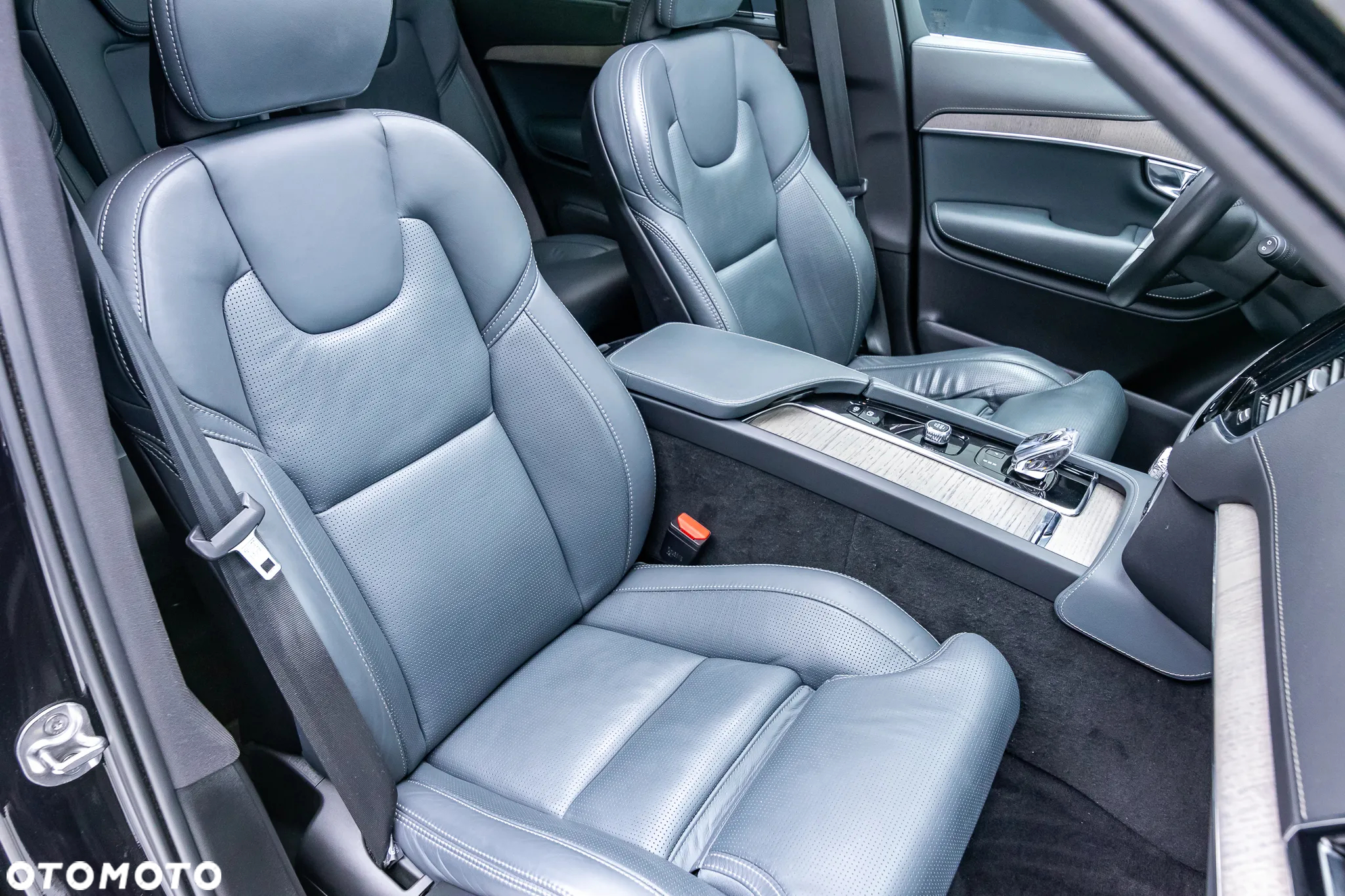 Volvo XC 90 - 28