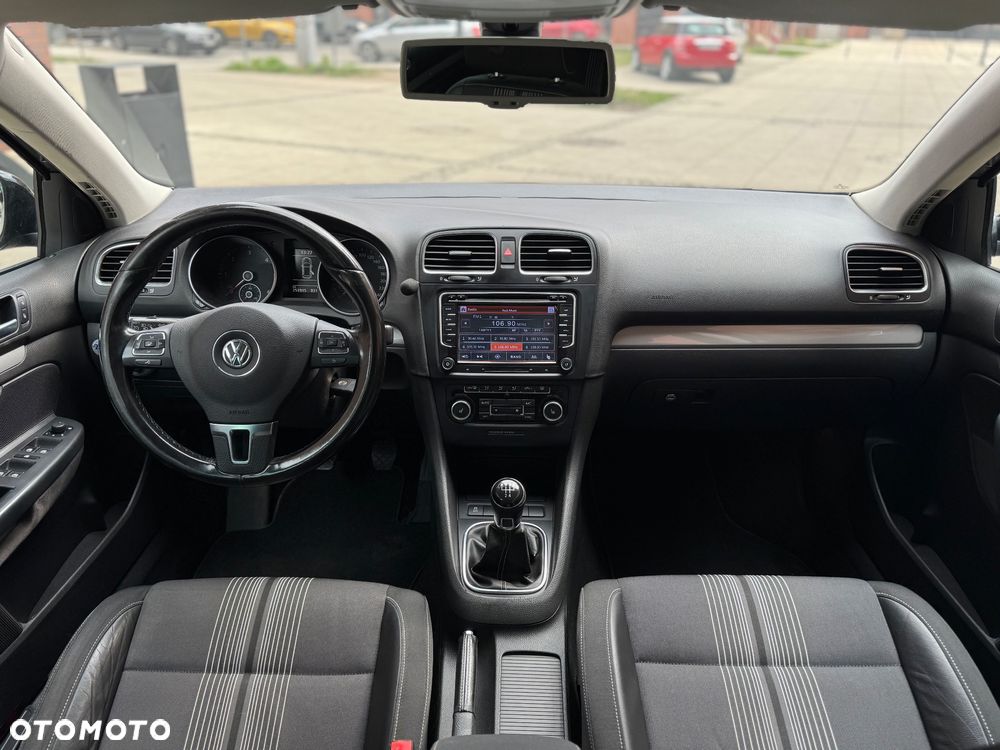 Volkswagen Golf 1.6 TDI DPF BlueMotion Technology MATCH - 15