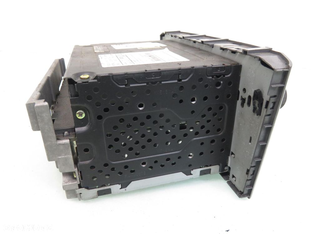RADIO TOYOTA AVENSIS II T25 8612005080 - 8