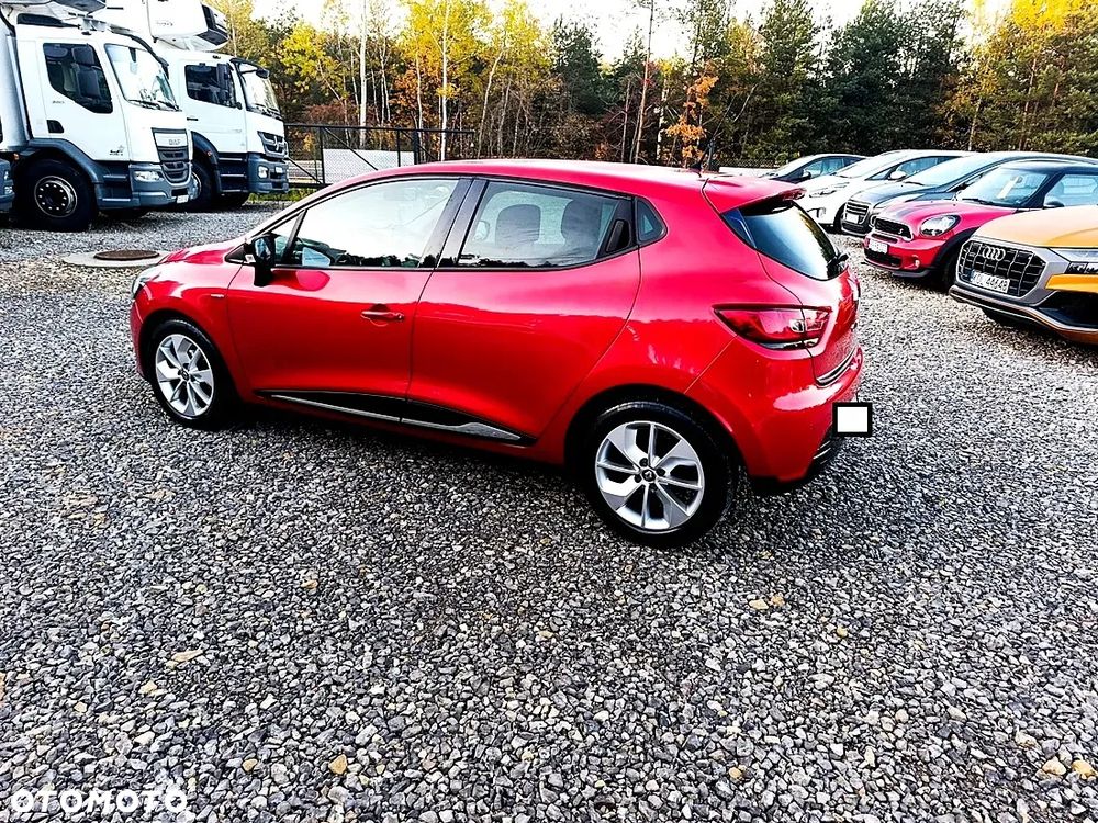 Renault Clio 1.2 16V Limited - 8