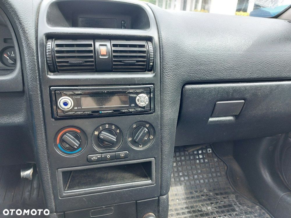 Opel Astra - 18