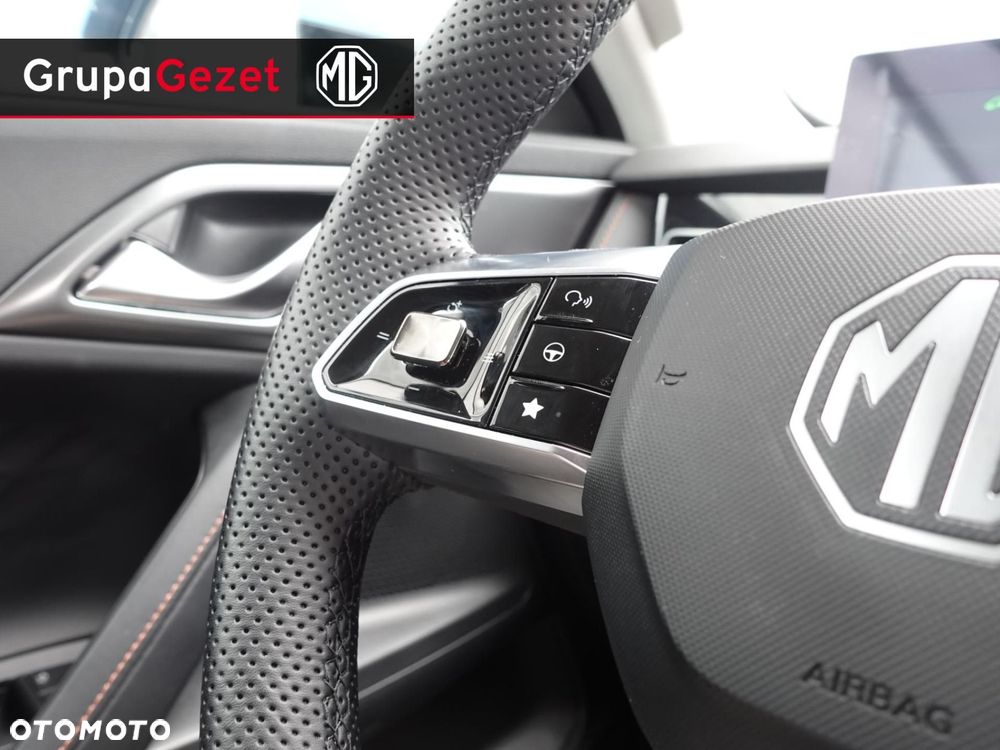 MG HS 1.5T HEV+ Exclusive - 11