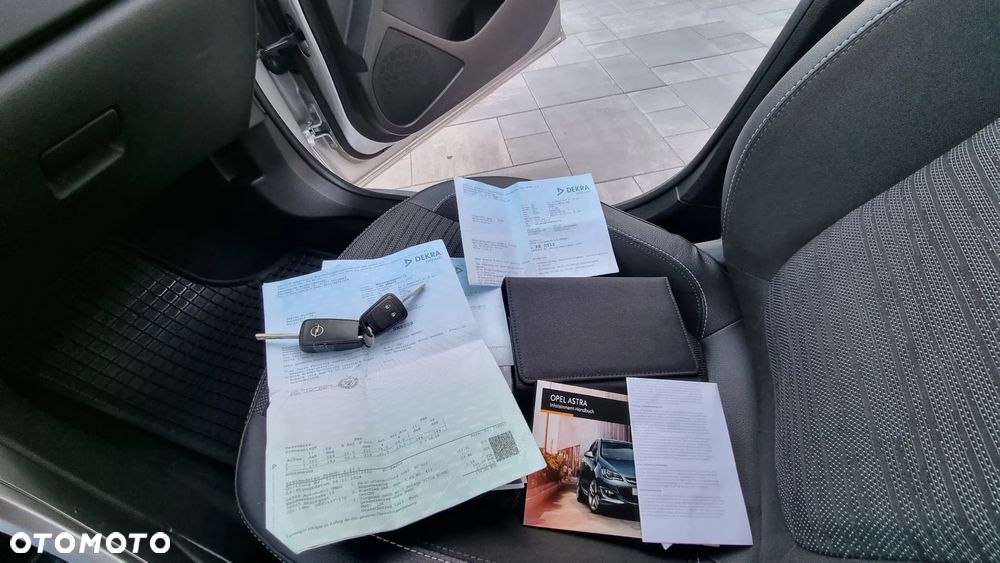 Opel Astra 1.4 T Cosmo - 22