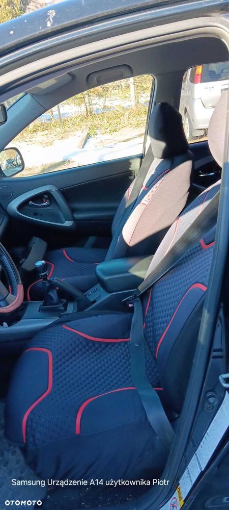 Toyota RAV4 - 5