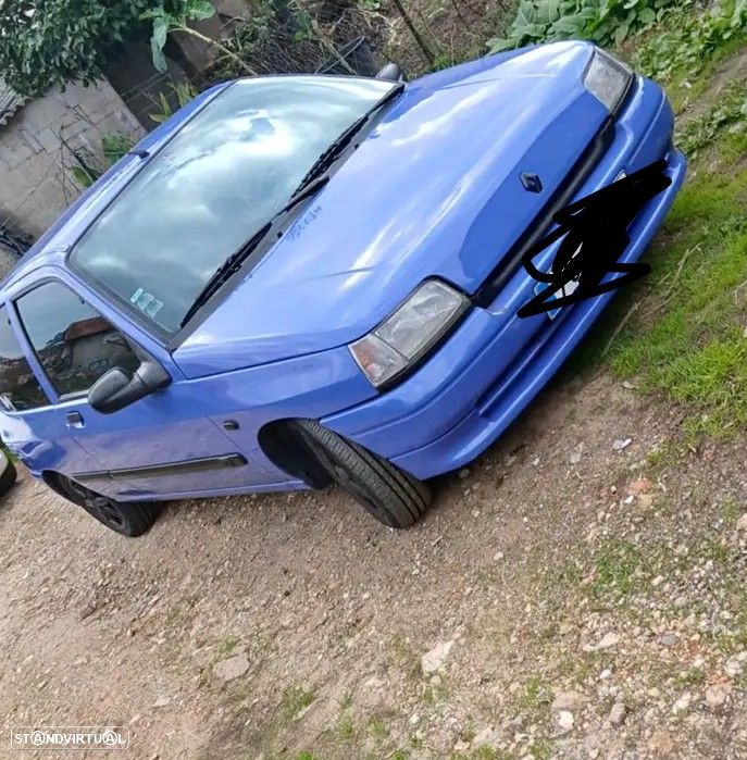 Vendo Renault Clio mk1 1.9D inteiro ou as peças - 1
