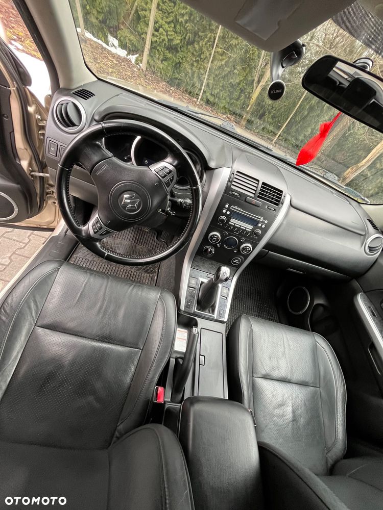 Suzuki Grand Vitara 1.9 DDiS Premium - 3