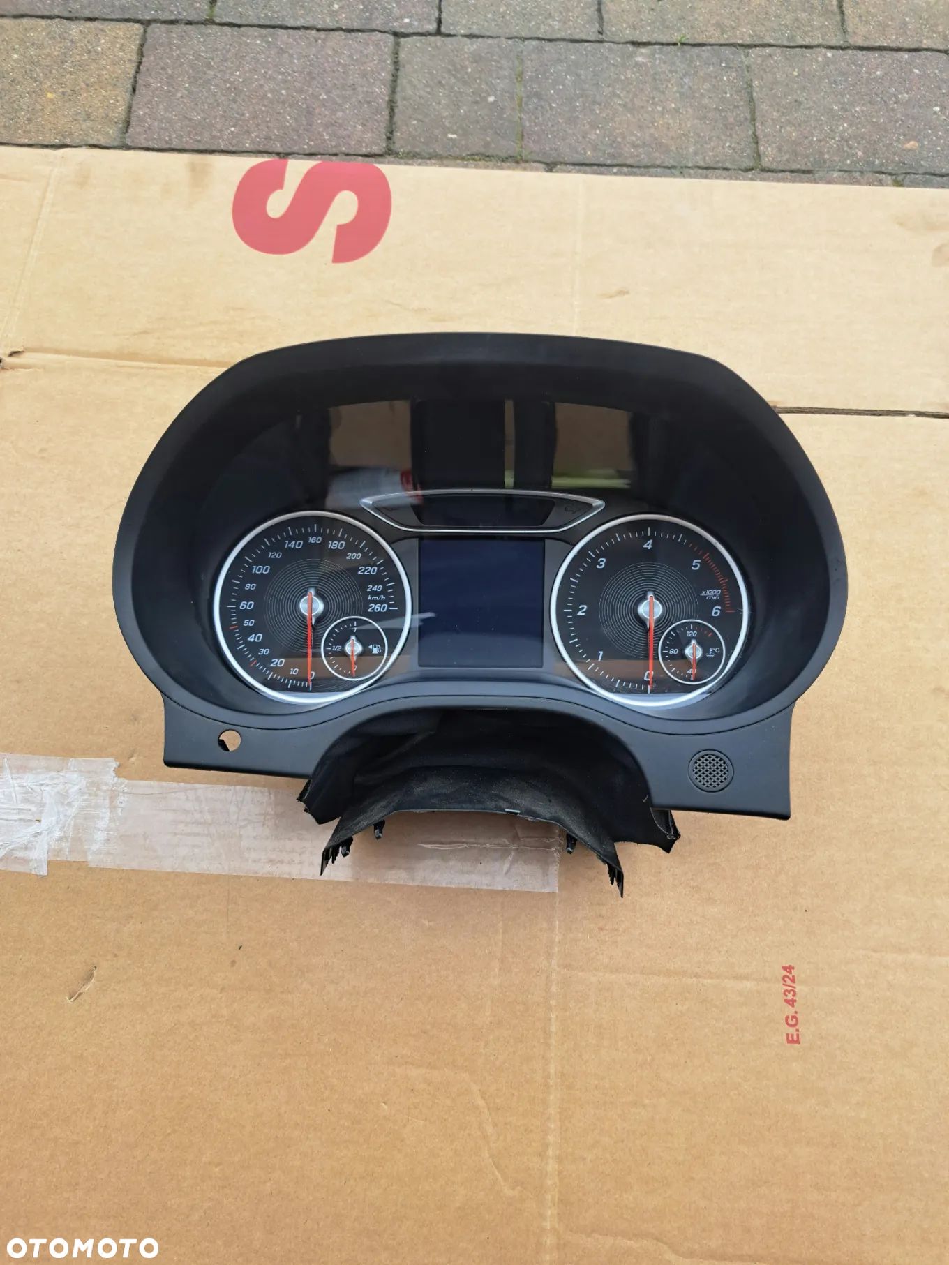 Mercedes B klasa W246 lift licznik A2469008119 zegary 2.2 cdi - 1