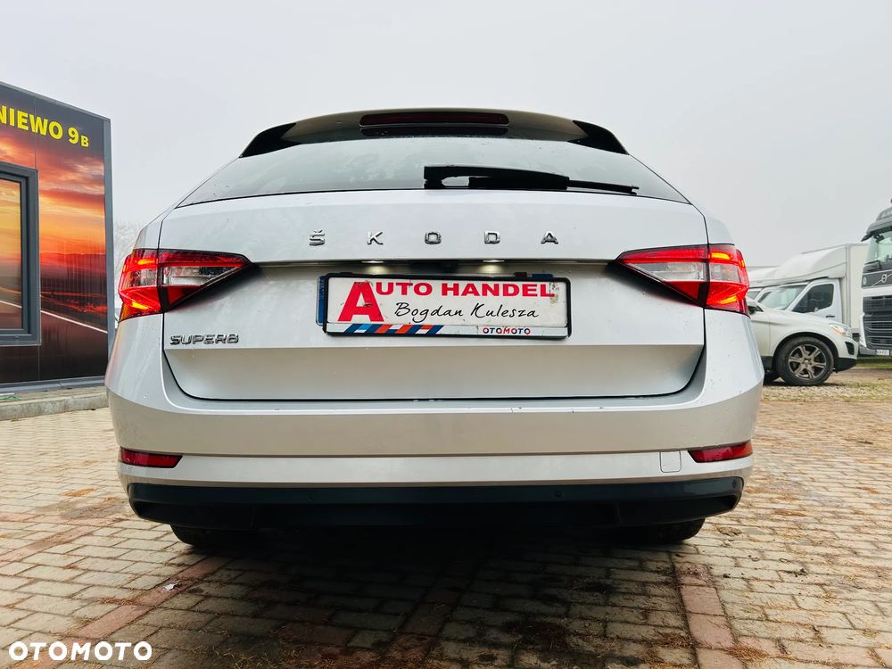 Skoda Superb 2.0 TDI Style DSG7 - 10