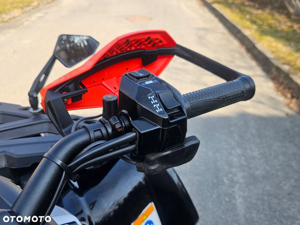 Can-Am Outlander - 24