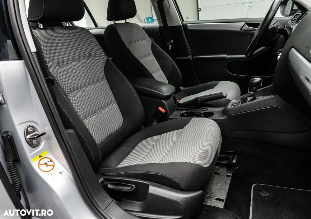 Volkswagen Jetta - 14