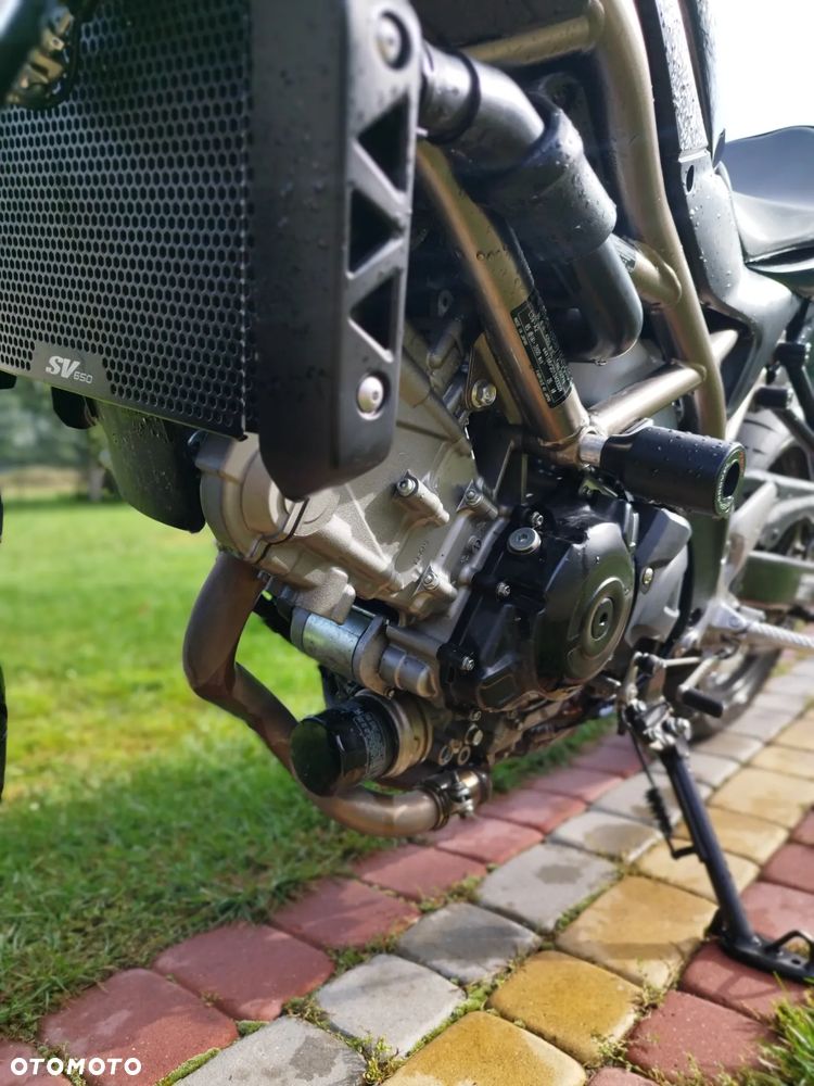 Suzuki SV - 8