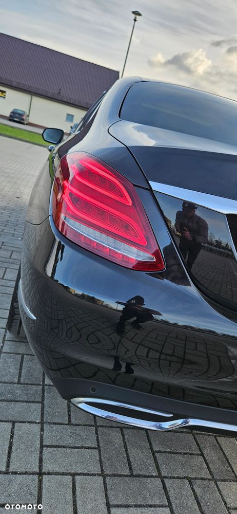 Mercedes-Benz Klasa C 180 (BlueTEC) d AMG Line - 24