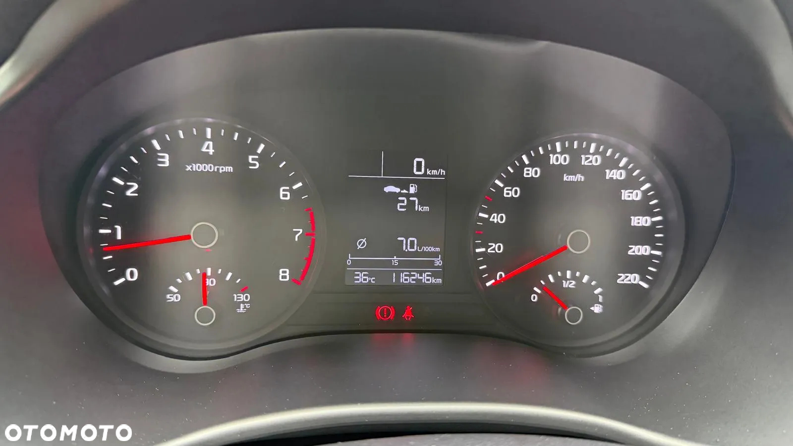 Kia Rio 1.2 L - 11