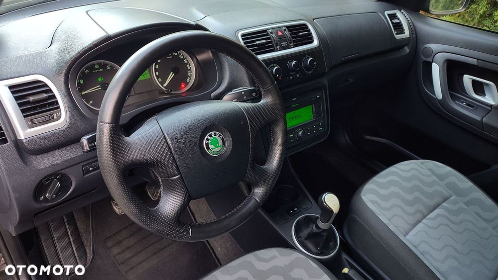 Skoda Roomster 1.4 16V Style PLUS EDITION - 6
