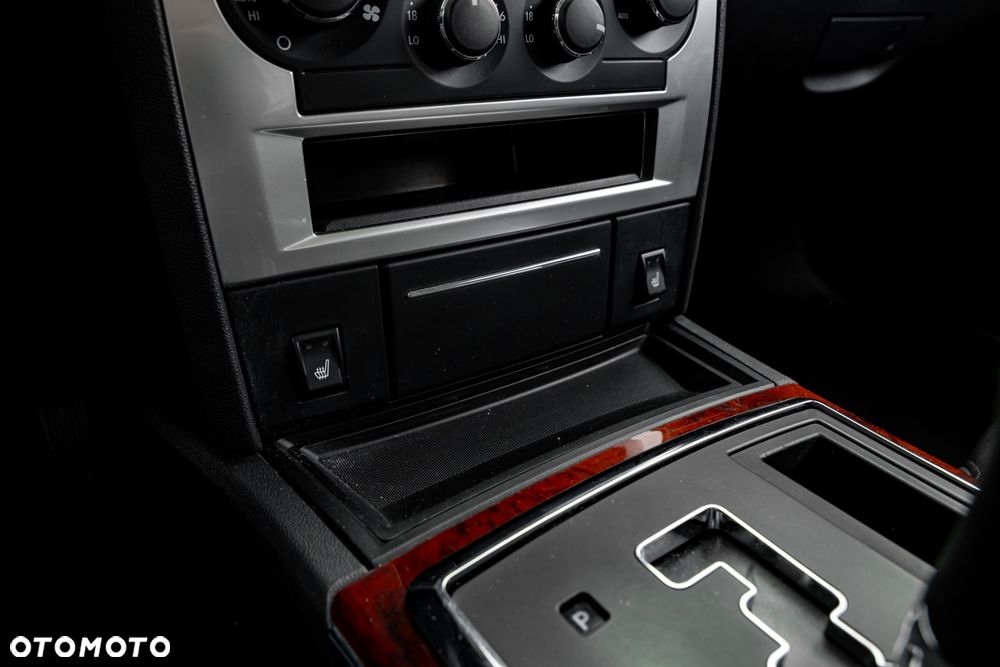 Chrysler 300C 2.7 Automatik - 33