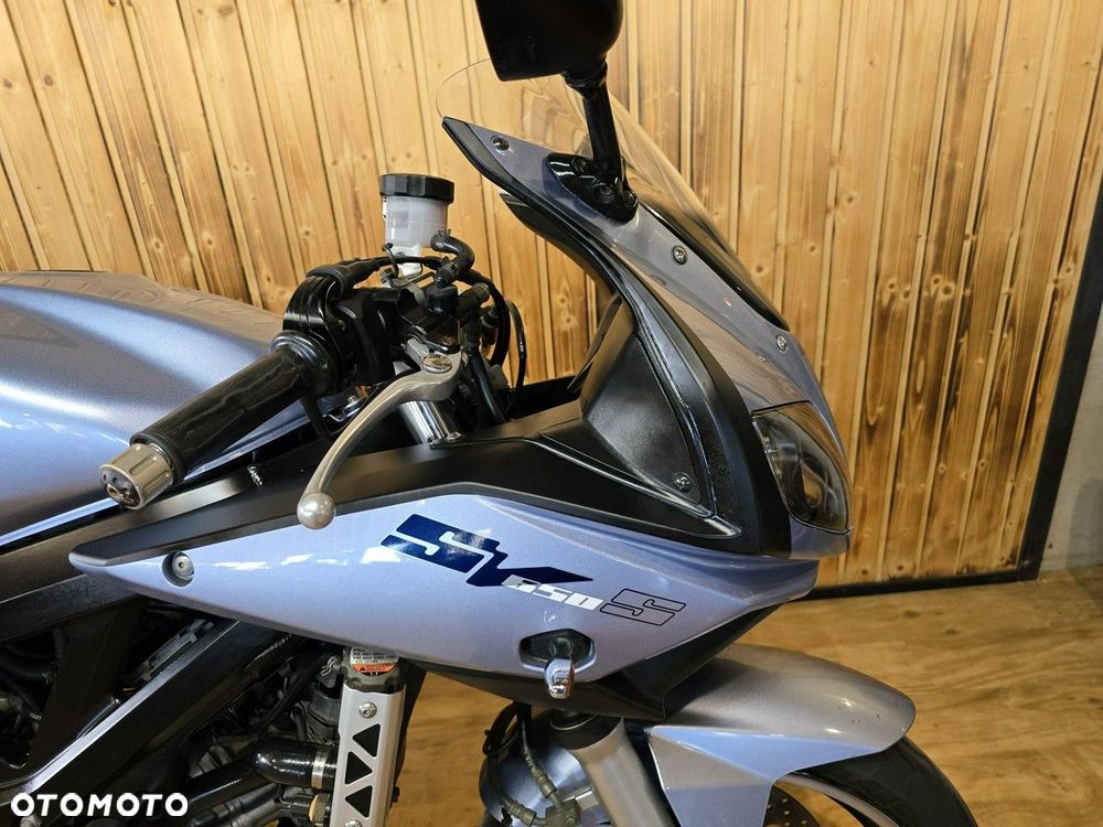 Suzuki SV - 9