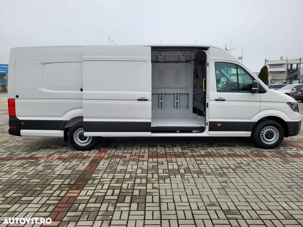 Volkswagen Crafter L5H3 - modelul extralung - 2