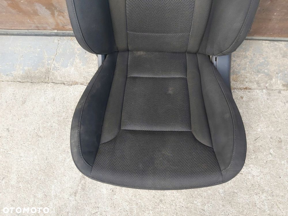 HYUNDAI i40 Fotel lewy przód EU materiał - 1