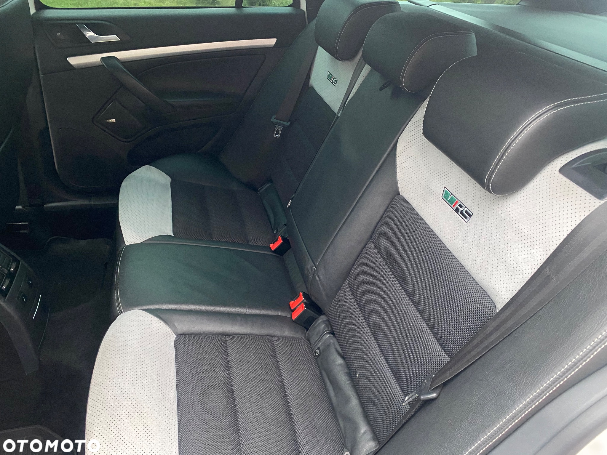 Skoda Octavia 2.0 TDI RS - 24