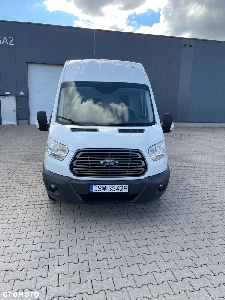 Ford Transit - 12