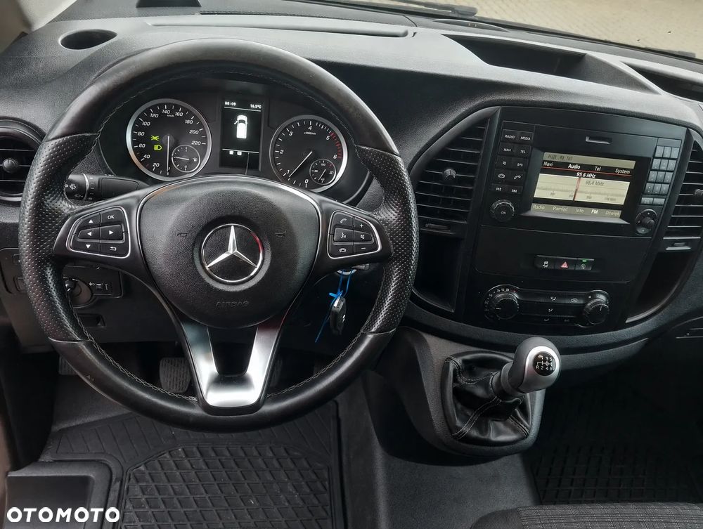 Mercedes-Benz Vito - 13
