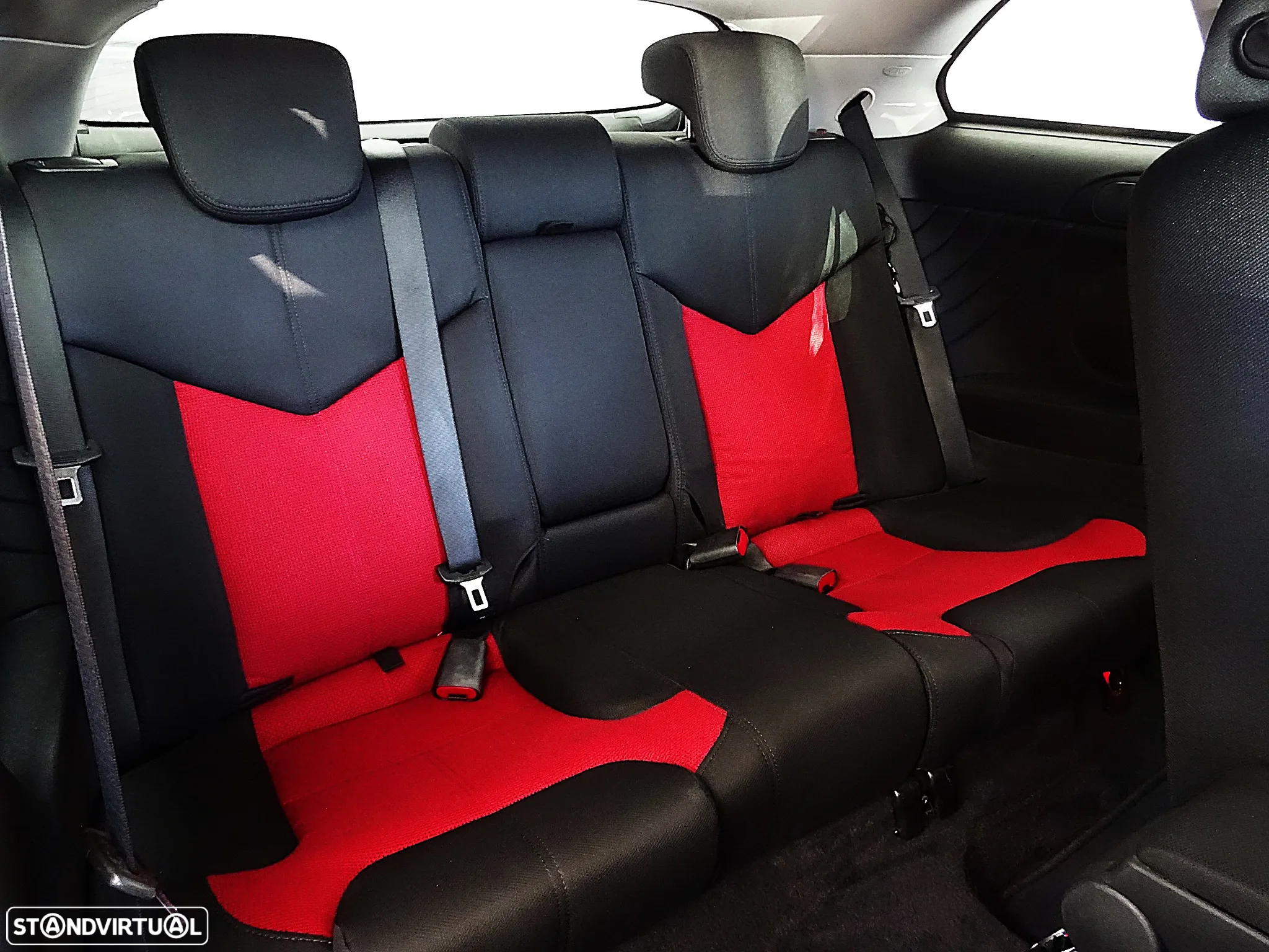 Alfa Romeo GT 1.9 JTD M-JET Q2 - 10